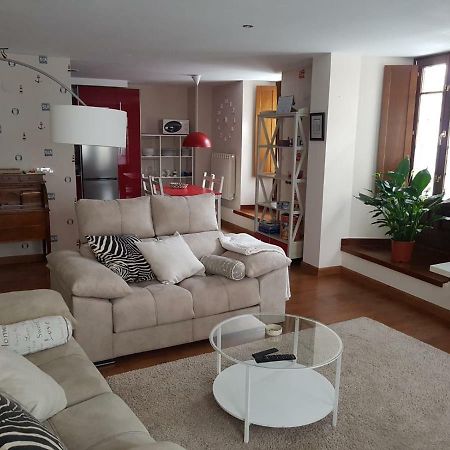 Apartamento Cine Colon Ribadeo Exterior photo