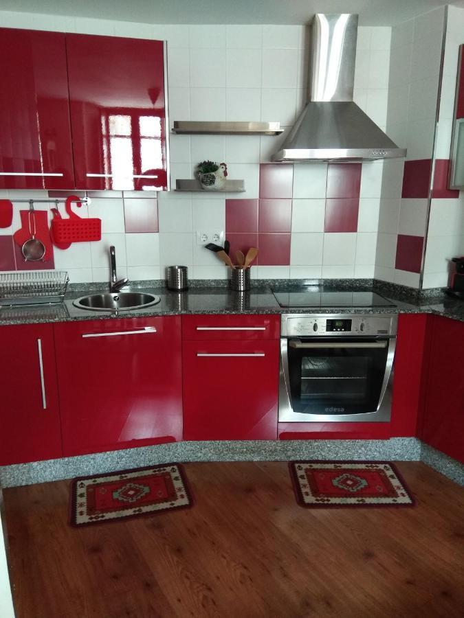 Apartamento Cine Colon Ribadeo Exterior photo