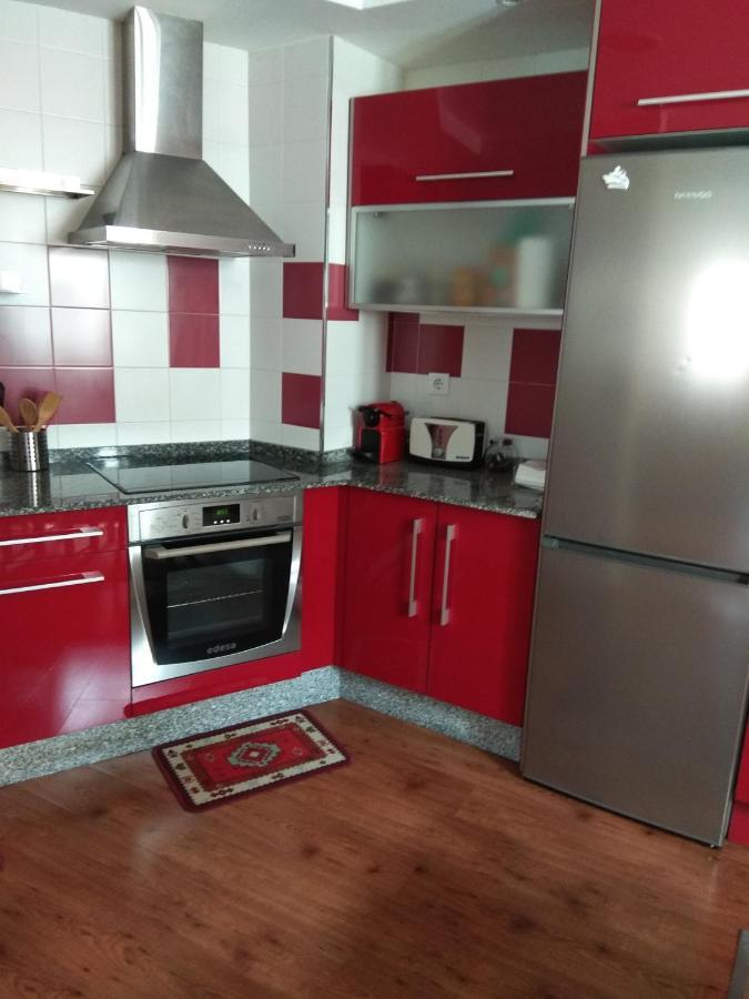 Apartamento Cine Colon Ribadeo Exterior photo