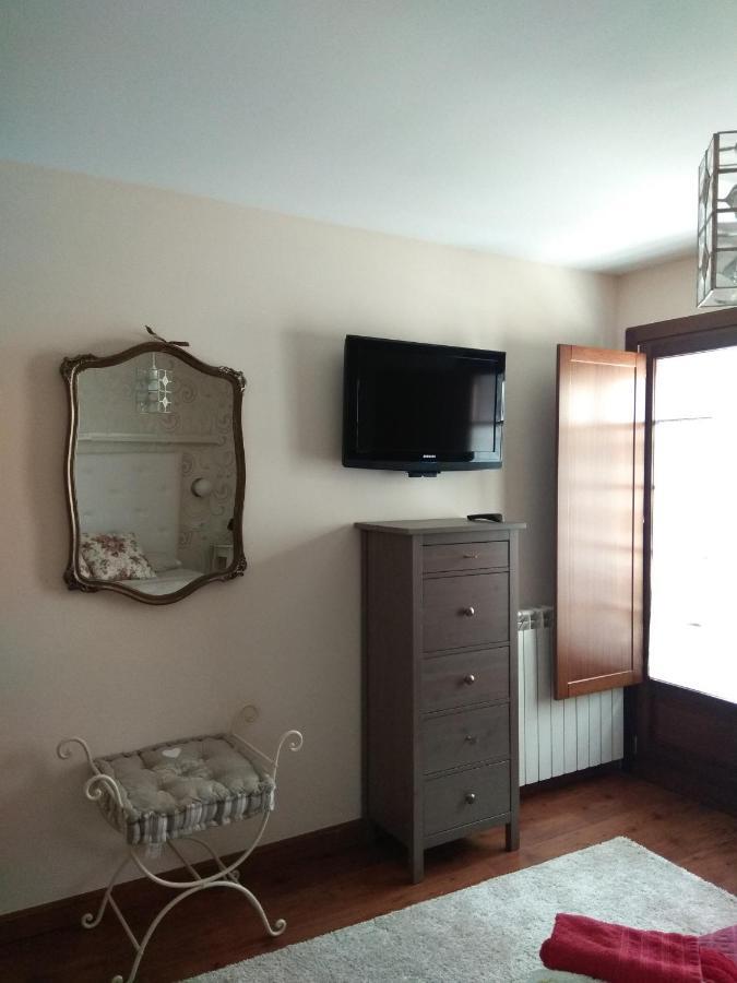 Apartamento Cine Colon Ribadeo Exterior photo