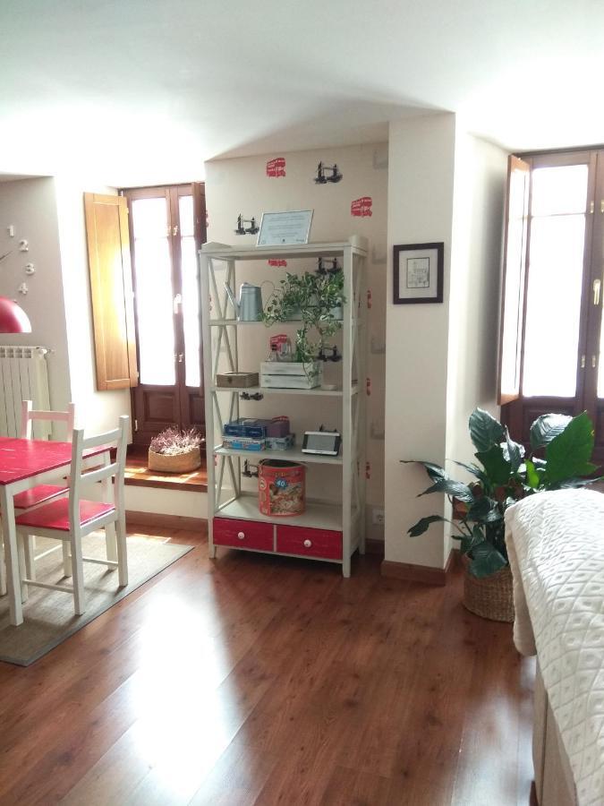 Apartamento Cine Colon Ribadeo Exterior photo