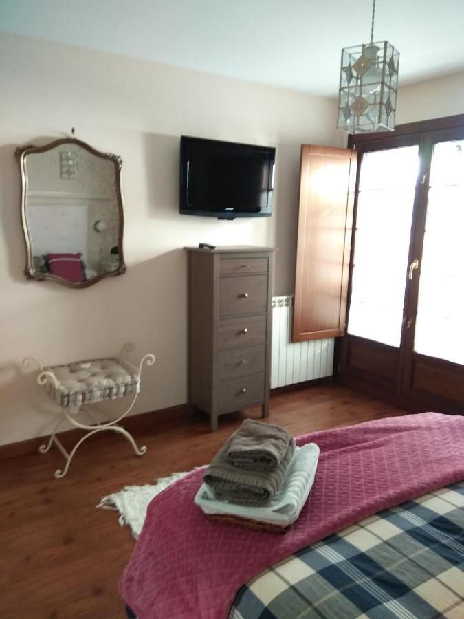 Apartamento Cine Colon Ribadeo Exterior photo